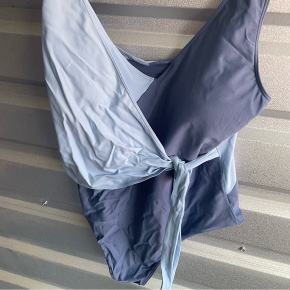 Summersalt The Perfect Wrap One Piece swimsuit in Sky & Blue Mountain colorway - Picture 3 of 7